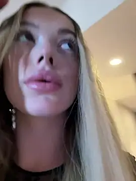 KylieJoyce online show from 02/17/25, 06:04