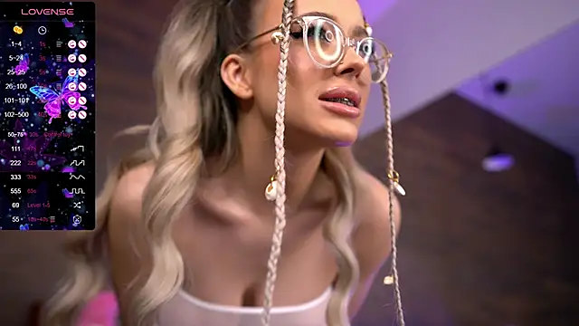 KylieJoyce online show from 03/05/25, 01:10