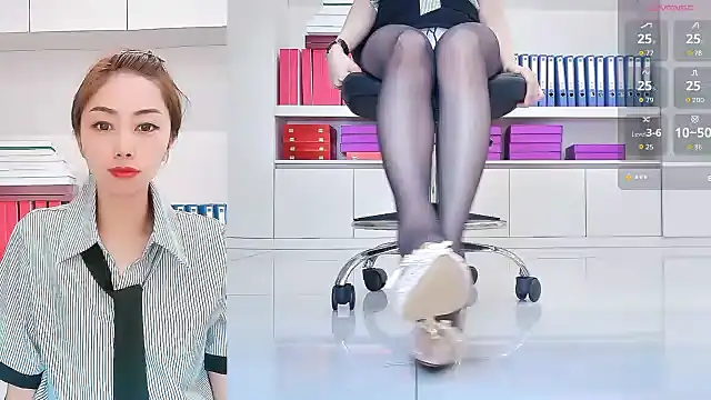 Aster Hoa online show from 02/10/26, 10:30