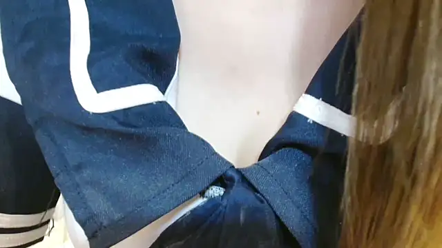 Snapshot of tsukuyomityan1 chatting on 02/18/25, 05:42 tsukuyomityan1 online show from 02/18/25, 05:42