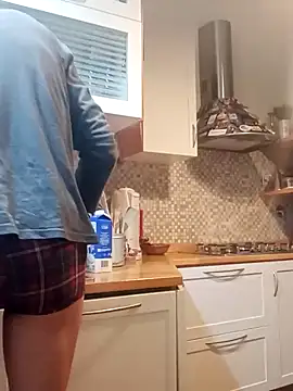 Snapshot of Frabox65 chatting on 01/15/25, 06:12 Frabox65 online show from 01/15/25, 06:12