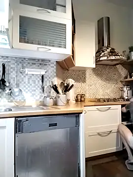 Snapshot of Frabox65 chatting on 10/02/25, 04:52 Frabox65 online show from 10/02/25, 04:52