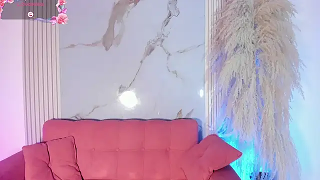 Snapshot of ailynBlaze chatting on 10/25/25, 06:43 ailynBlaze online show from 10/25/25, 06:43