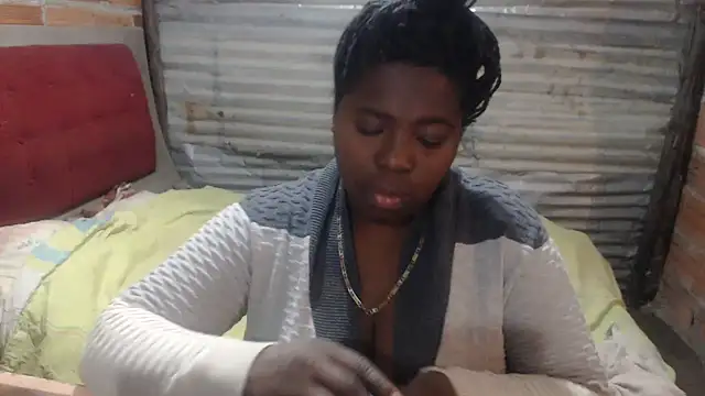 Snapshot of jjannakinky chatting on 03/18/25, 12:05 jjannakinky online show from 03/18/25, 12:05