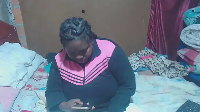 Snapshot of jjannakinky chatting on 10/24/25, 01:57 jjannakinky online show from 10/24/25, 01:57