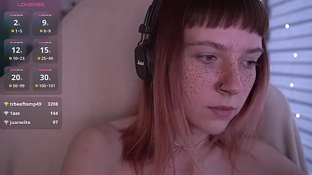 juliapie online show from 02/12/25, 08:38