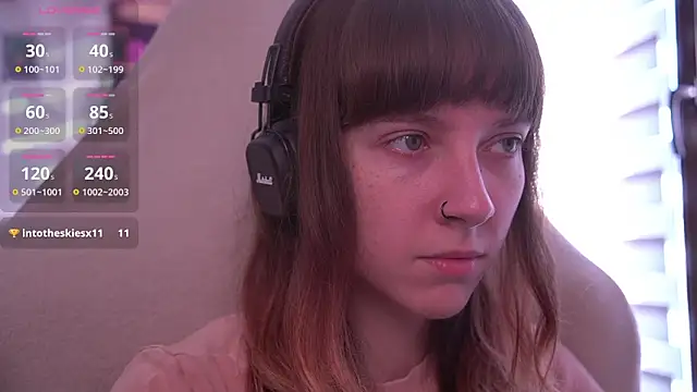 juliapie online show from 11/22/25, 08:35