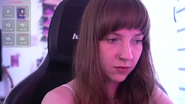 Snapshot of juliapie chatting on 08/09/26, 01:05 juliapie online show from 08/09/26, 01:05