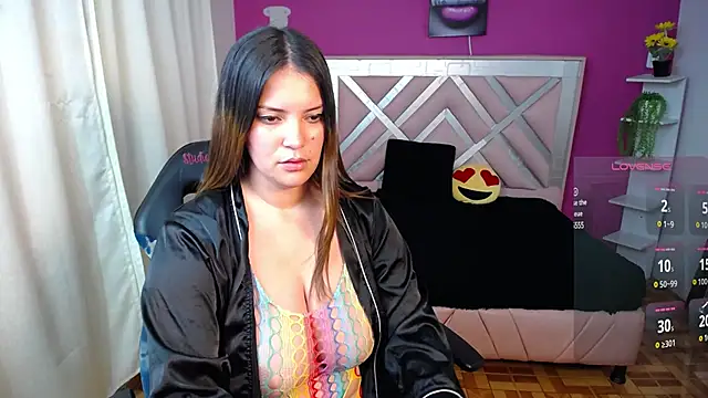 brithany smiith  online show from 01/03/25, 04:11