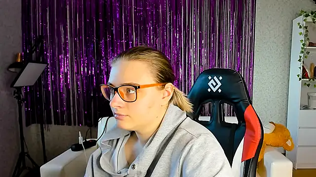 Seductive She Wolf online show from 03/17/25, 07:35