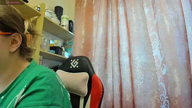 Seductive She Wolf online show from 04/06/26, 04:19