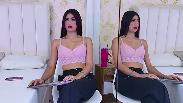 Mia-Monroe online show from 09/08/25, 07:46