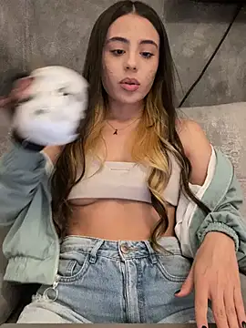 AbyThompson online show from 03/23/25, 12:15