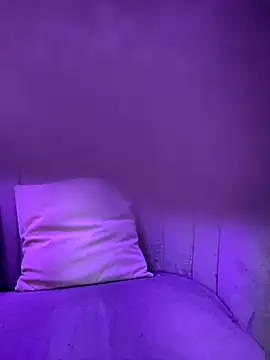 AbyThompson online show from 09/15/25, 12:05