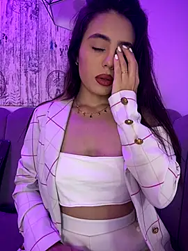 AbyThompson online show from 09/23/25, 01:03