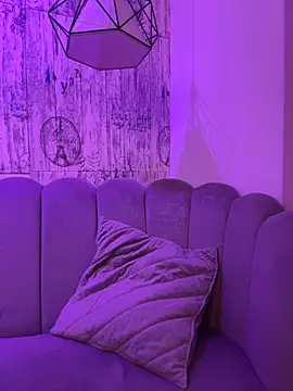 AbyThompson online show from 04/22/26, 09:11