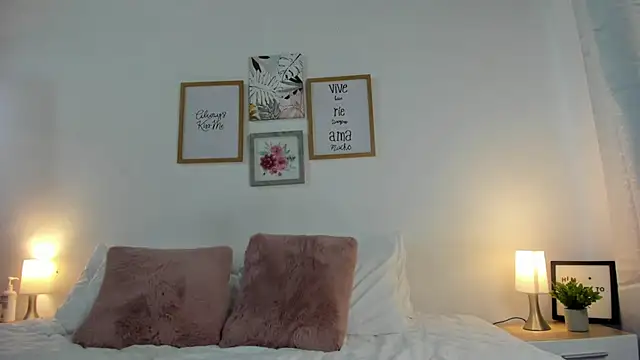 LaurenRodriiguez online show from 02/19/26, 06:48