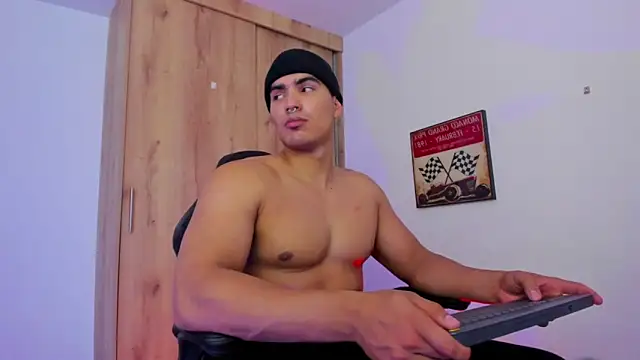 JamesGraay online show from 12/03/24, 05:42