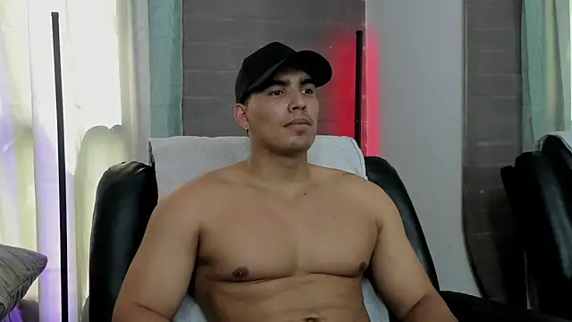 JamesGraay online show from 12/17/25, 06:14