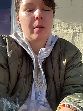 KatieBARBiE98 online show from 02/05/25, 06:59