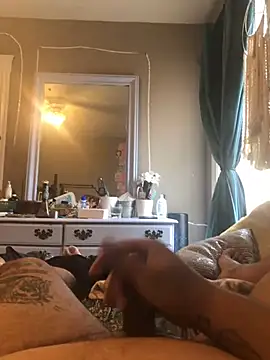 Snapshot of chubbydominican chatting on 02/25/25, 05:04 chubbydominican online show from 02/25/25, 05:04