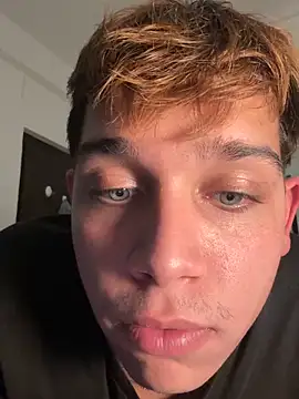 Snapshot of calleaaaa chatting on 10/09/25, 04:27 calleaaaa online show from 10/09/25, 04:27