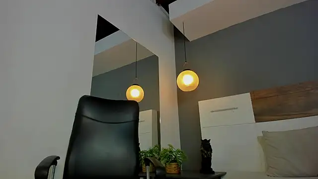 andymiller  online show from 01/18/25, 02:44