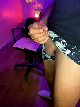 IMD01 online show from 09/28/25, 04:07