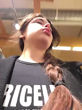 pantyless online show from 09/15/25, 11:27