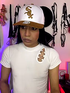 akinoro  online show from 11/16/25, 04:56