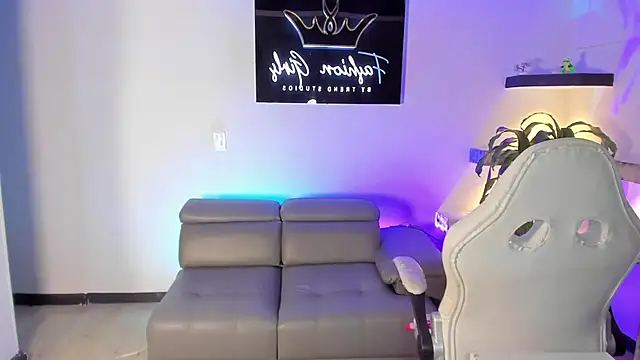 CamilaHarperr  online show from 02/13/25, 04:11