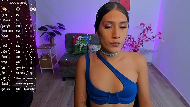 Snapshot of CamilaHarperr_ chatting on 06/01/26, 12:12 CamilaHarperr online show from 06/01/26, 12:12