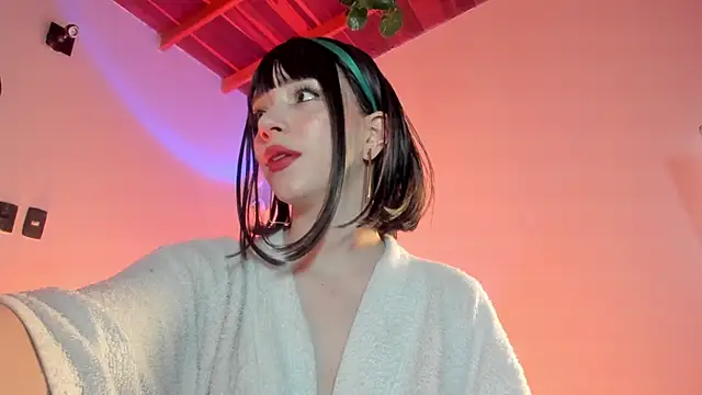 sweeet peach online show from 11/19/25, 04:23