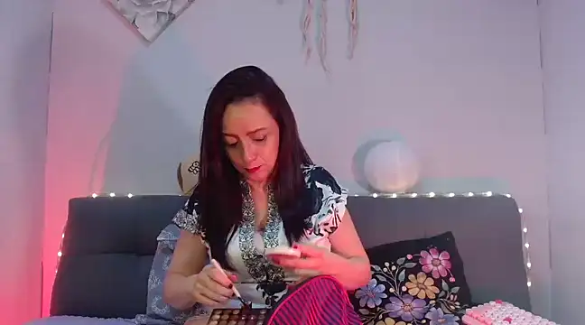 catalinamommyx online show from 02/14/25, 06:23