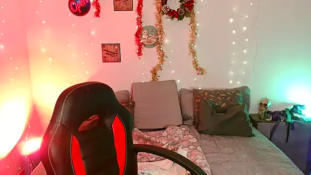 catalinamommyx online show from 12/15/25, 01:54