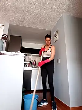 Bonny Klote online show from 03/20/25, 09:46