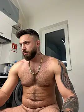 LoveIsBlind  online show from 12/17/24, 12:34