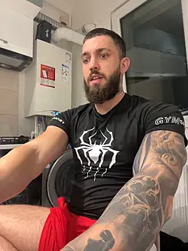 LoveIsBlind  online show from 10/27/25, 07:40