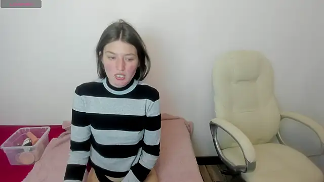 Snapshot of Tesa_cute chatting on 09/11/25, 12:55 Tesa cute online show from 09/11/25, 12:55