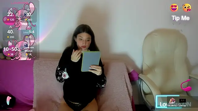 Snapshot of Tesa_cute chatting on 10/24/25, 01:46 Tesa cute online show from 10/24/25, 01:46