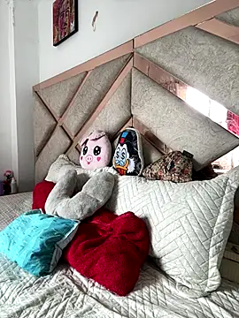 Karla-sexy01 online show from 09/10/25, 01:22