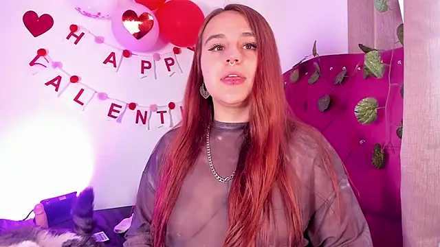 Snapshot of evy_orange1 chatting on 02/06/25, 03:41 evy orange1 online show from 02/06/25, 03:41