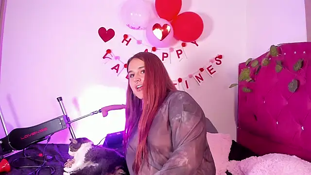 Snapshot of evy_orange1 chatting on 02/06/25, 06:46 evy orange1 online show from 02/06/25, 06:46