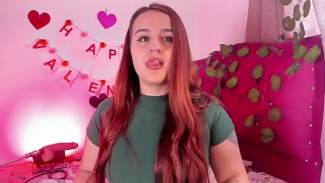 Snapshot of evy_orange1 chatting on 02/20/25, 03:30 evy orange1 online show from 02/20/25, 03:30