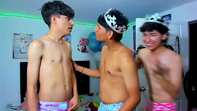 Alexander and Xiao online show from 03/22/25, 12:28