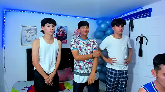 Alexander and Xiao online show from 03/22/25, 04:35