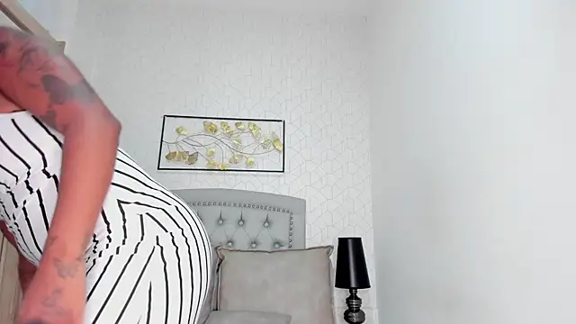 Katalella murillo online show from 01/17/25, 03:45