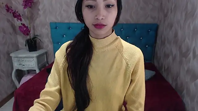 Snapshot of MadelineDoll chatting on 01/19/25, 01:44 MadelineDoll online show from 01/19/25, 01:44