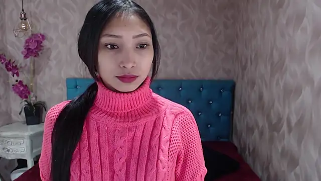 Snapshot of MadelineDoll chatting on 02/02/25, 01:08 MadelineDoll online show from 02/02/25, 01:08