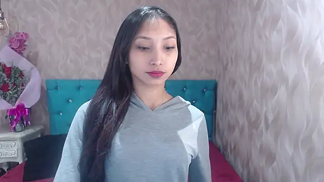Snapshot of MadelineDoll chatting on 02/09/25, 02:40 MadelineDoll online show from 02/09/25, 02:40
